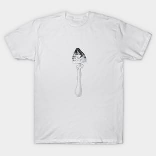 Mushroom drawing in  black and white T-Shirt